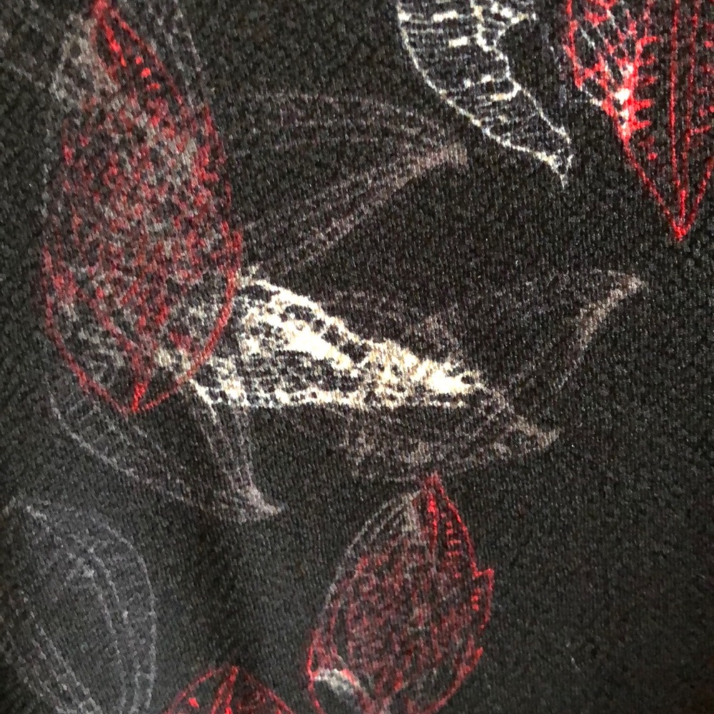 LULAROE CARLY!! 🖤❤️🖤❤️